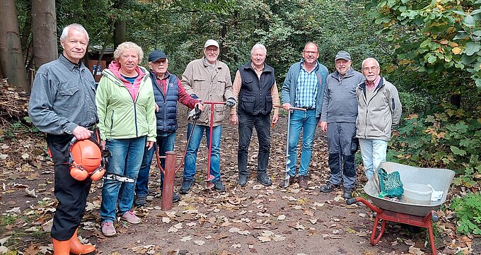 Das Team des NABU Willich im Einsatz für die Natur. Foto: NABU Willich